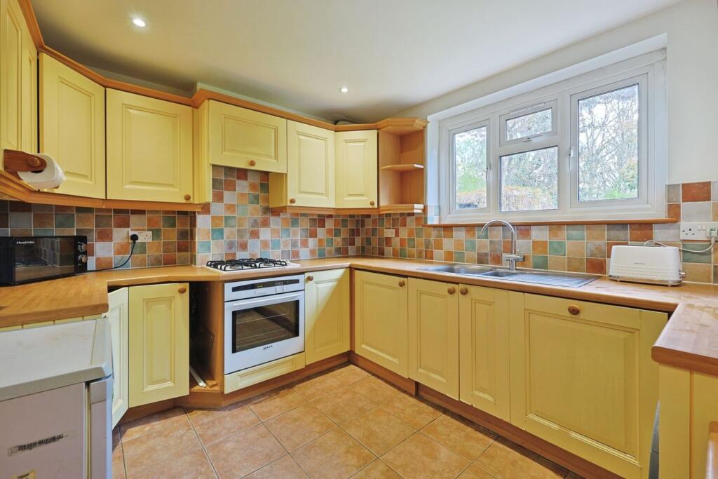 Main image of property: Castelnau, London, SW13