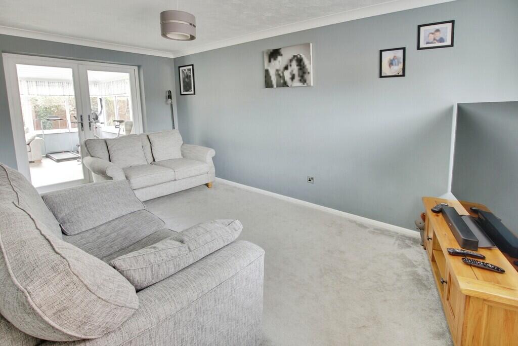 House in Peterborough - View 4