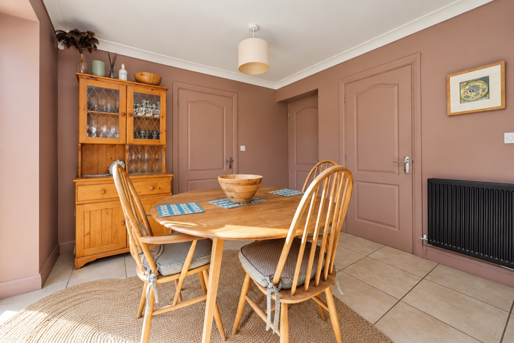 House in Lincoln, Moorlands, Boultham Moor - View 4