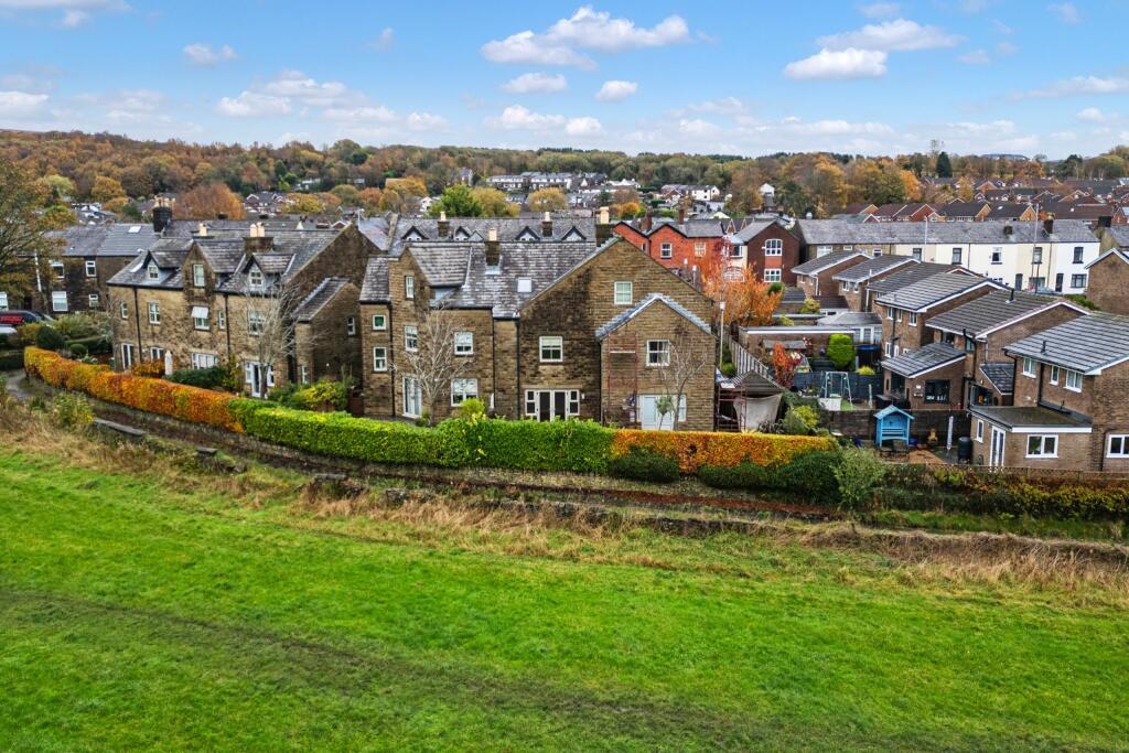 Dunscar Grange, Bromley Cross, Bolton, Lancashire, BL7 photo 2