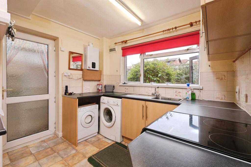High Meadow, Wyesham, MONMOUTH photo 4