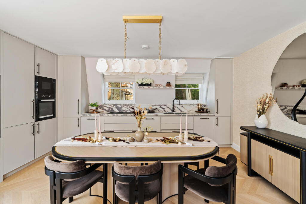 House in London - View 4