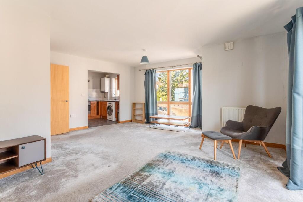 Apartment in Brighton - View 4