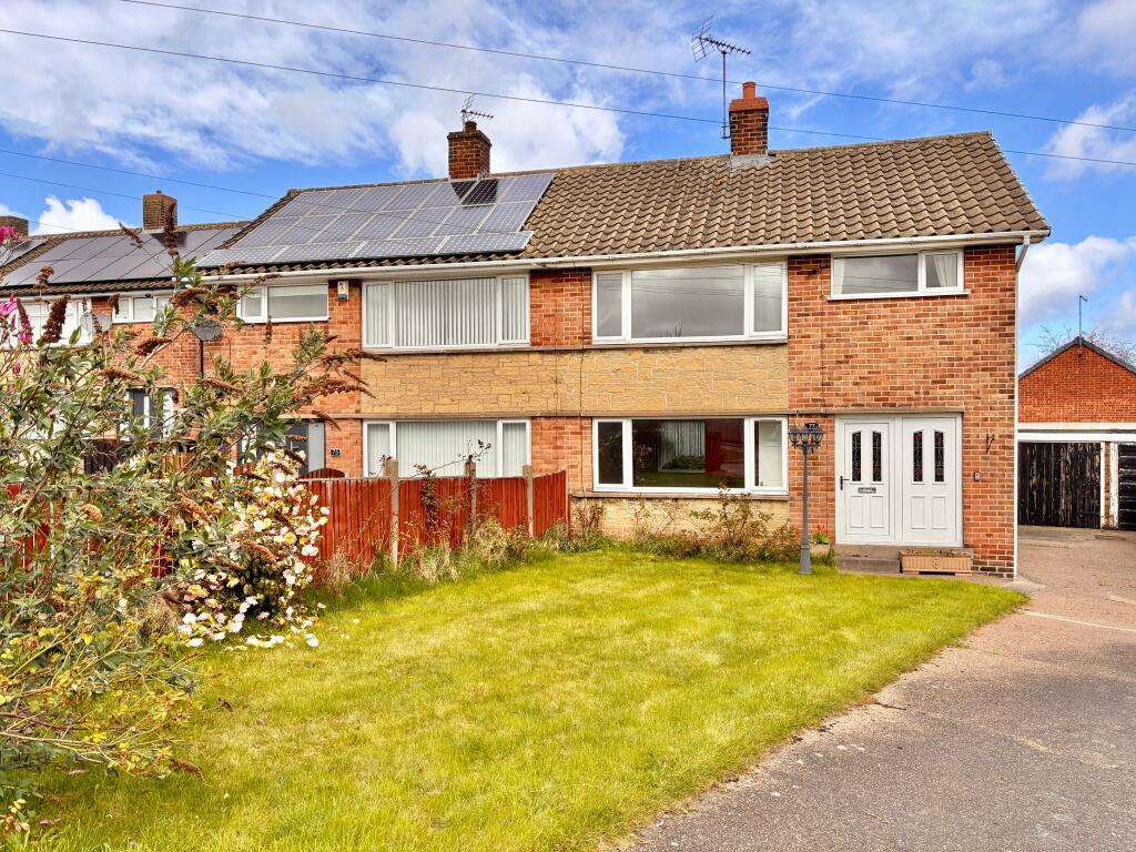 Main image of property: 77 Wood Avenue, Creswell, Worksop, Nottinghamshire S80 4EG