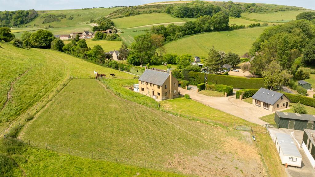 EQUESTRIAN LAND, SAND SCHOOL, OUTBUILDINGS AND DETACHED HOUSE - Newbarn Lane, Gatcombe, Newport - View 3