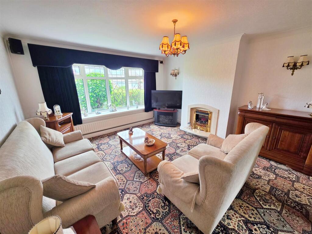 Lansdown Hill, Fulwood, Preston - More