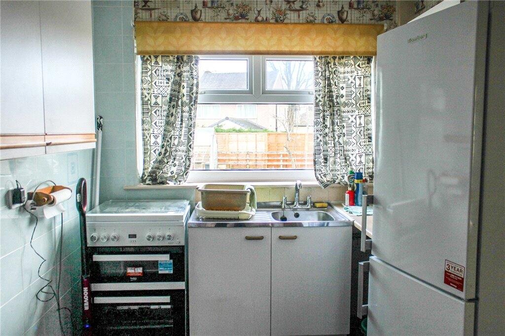 House in Bradford, Steeton with Eastburn - View 5