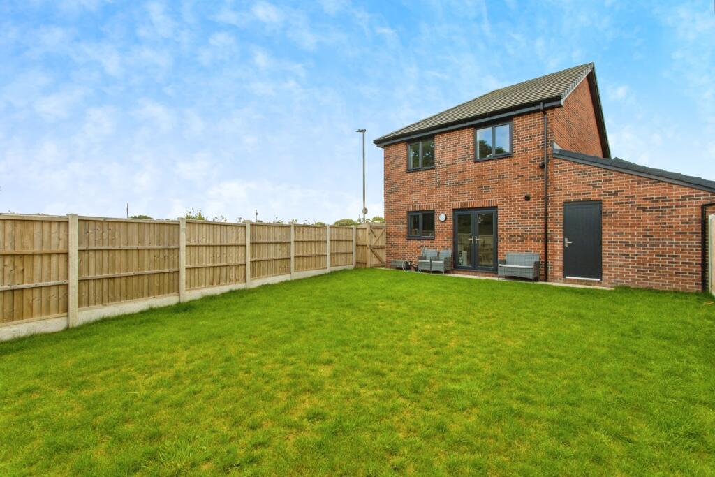 Canon Close, Broughton, Preston, Lancashire, PR3 photo 2