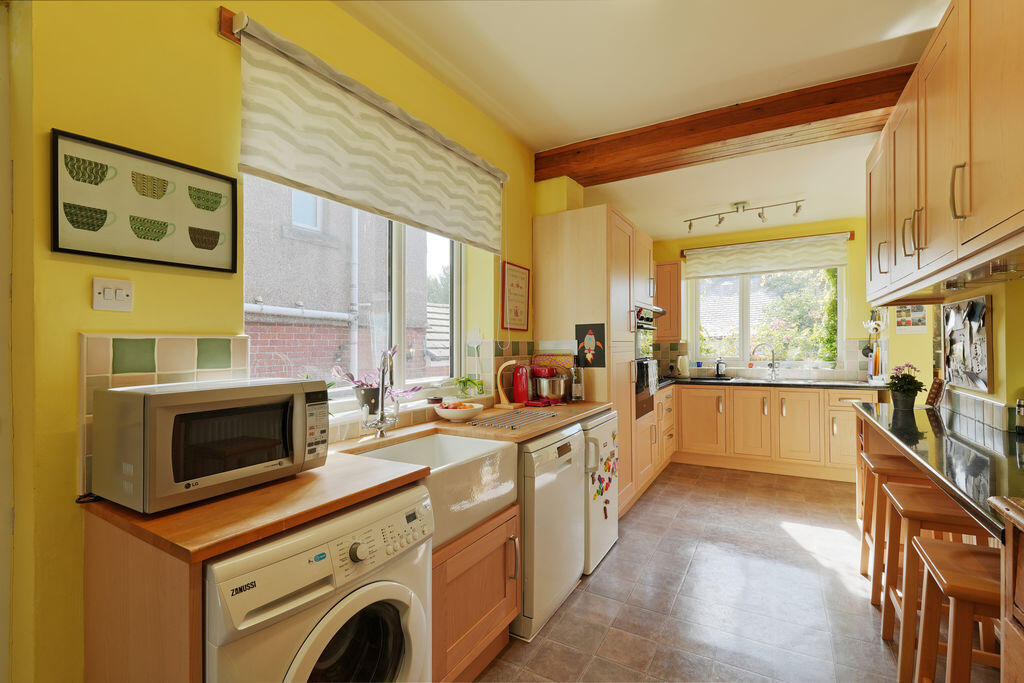 House in Sheffield, South Yorkshire - View 5