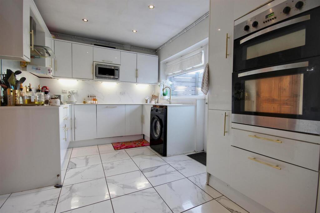 House in Hornsea, East Riding of Yorkshire - More