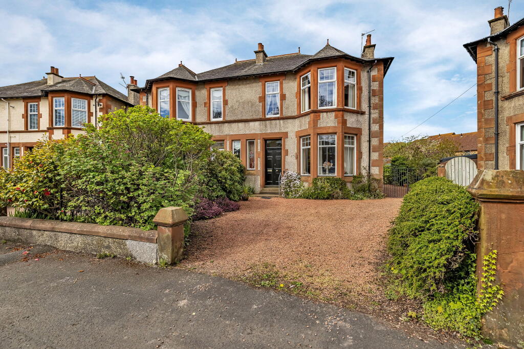 House in Kilmarnock, South Ayrshire - View 3