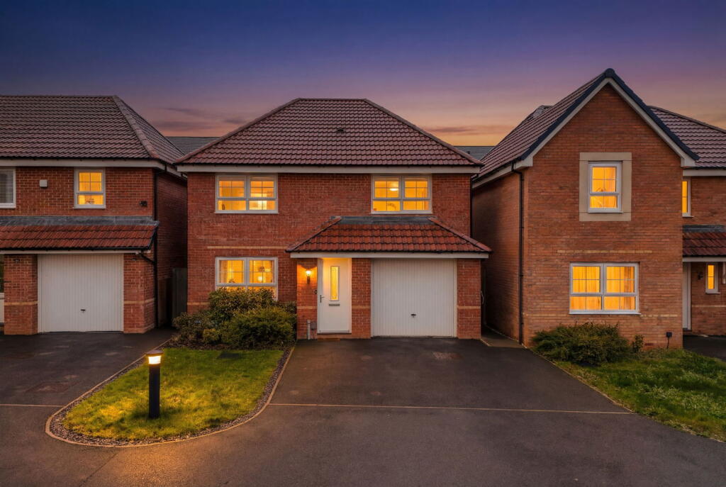 4-bed detached on Shipps Way, wigston, Leicester, LE18 3XZ, £375,000