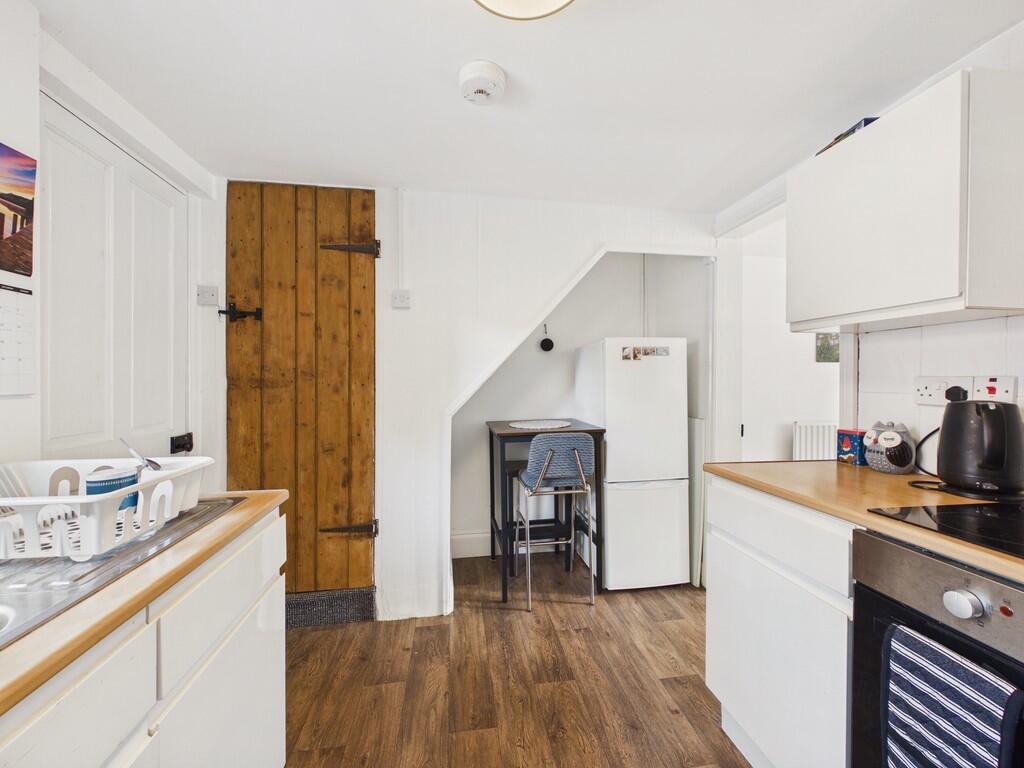 House in Lincoln - View 5