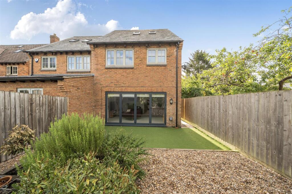 Compass Court, West Haddon, Northampton, NN6 photo 4
