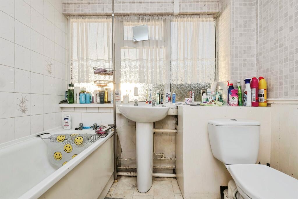 Additional image 14 of Orchard Meadow Walk, Birmingham