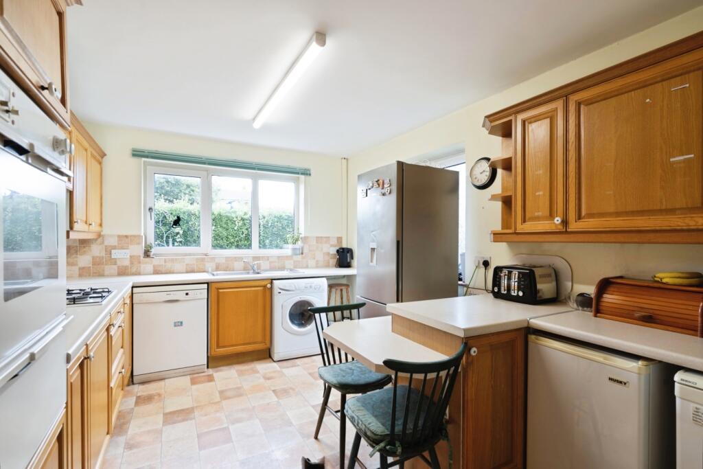 House in Portsmouth - View 4