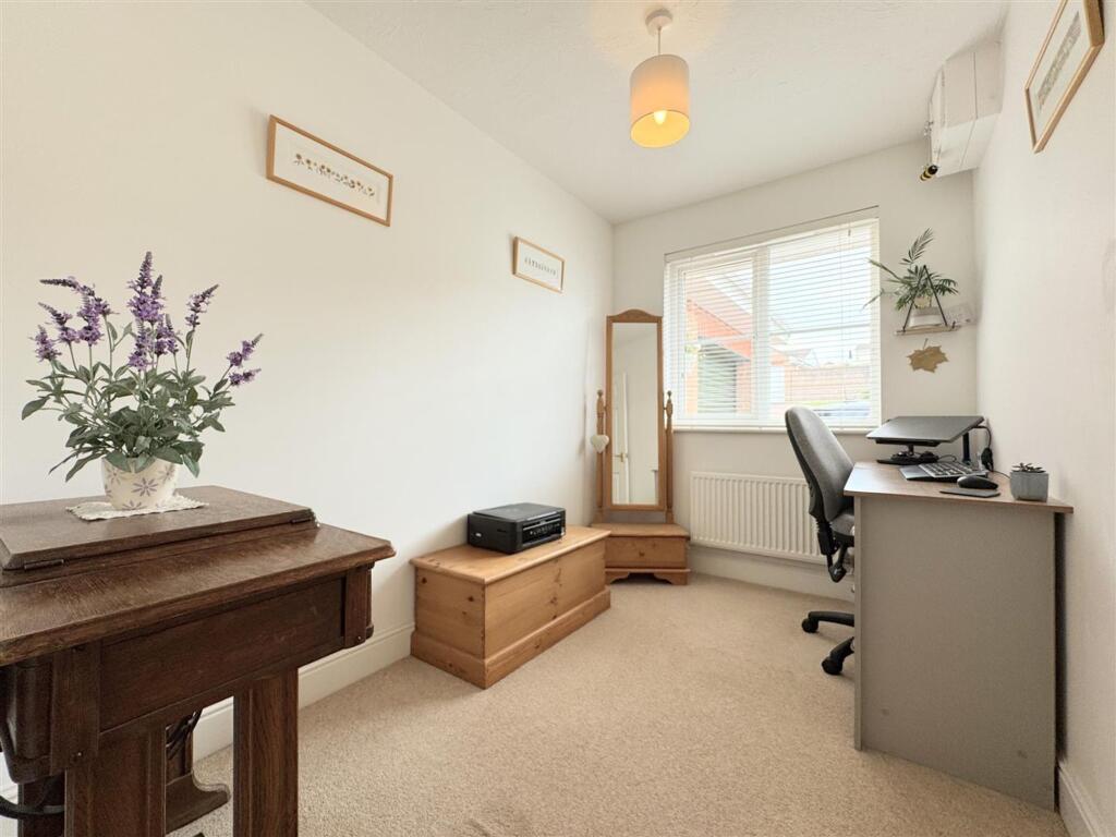 House in Truro - View 3