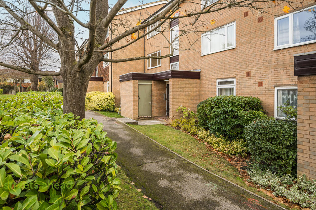 Main image of property: Green Acres, Croydon, CR0
