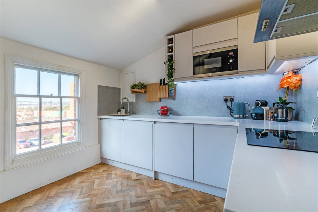 House in Reading - View 3