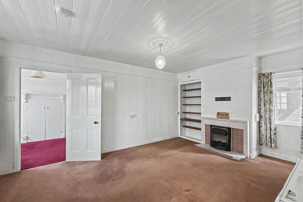 House in Plymouth - View 4