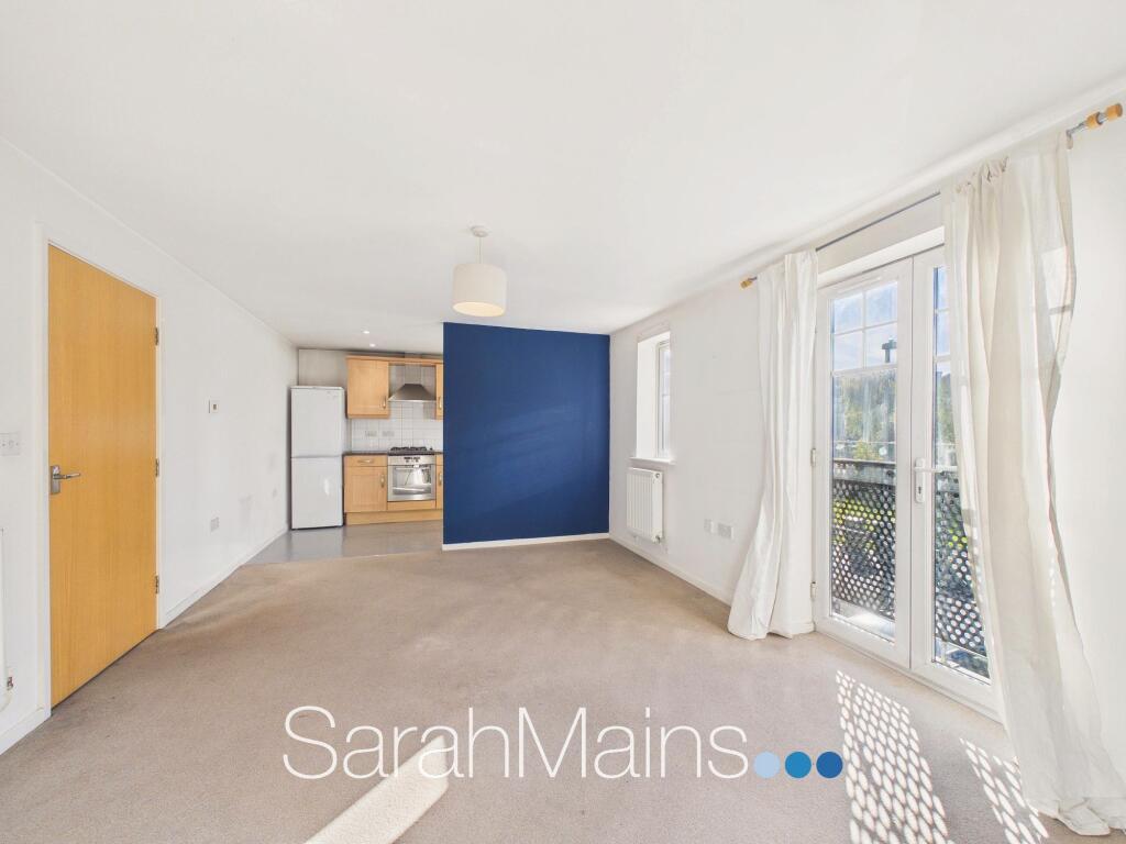 Redgrave Close, St James Village, Gateshead, NE8 photo 2