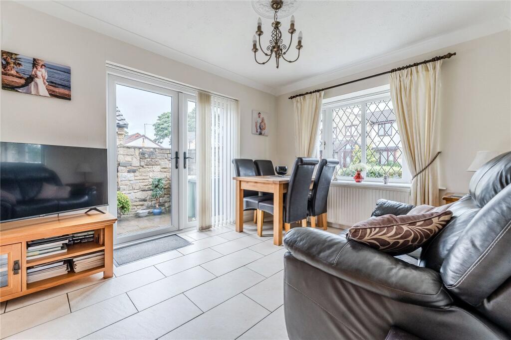House in Wakefield, Lofthouse - View 4