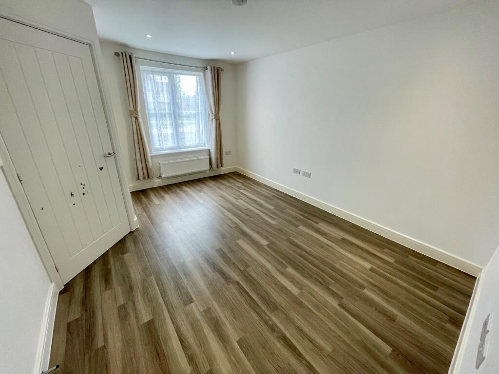 House in Luton, Biscot - View 3