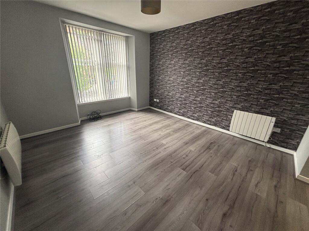 Apartment in Falkirk - View 5
