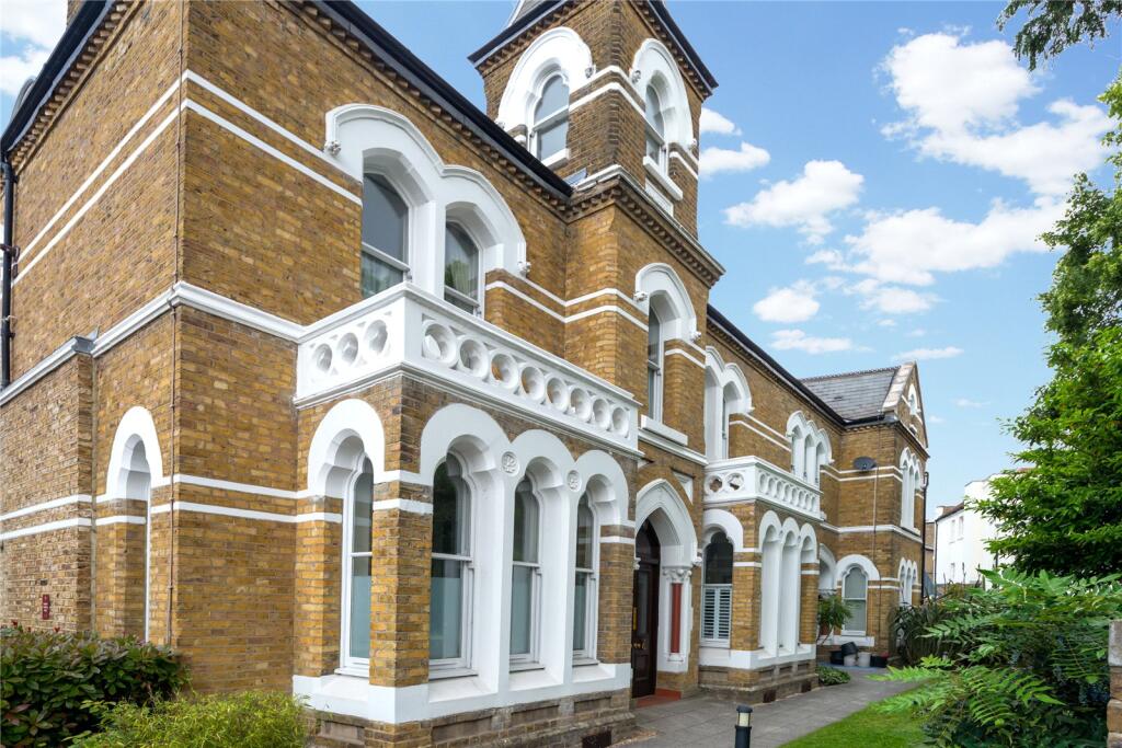 Main image of property: Verona Court, 
Chiswick Lane, W4