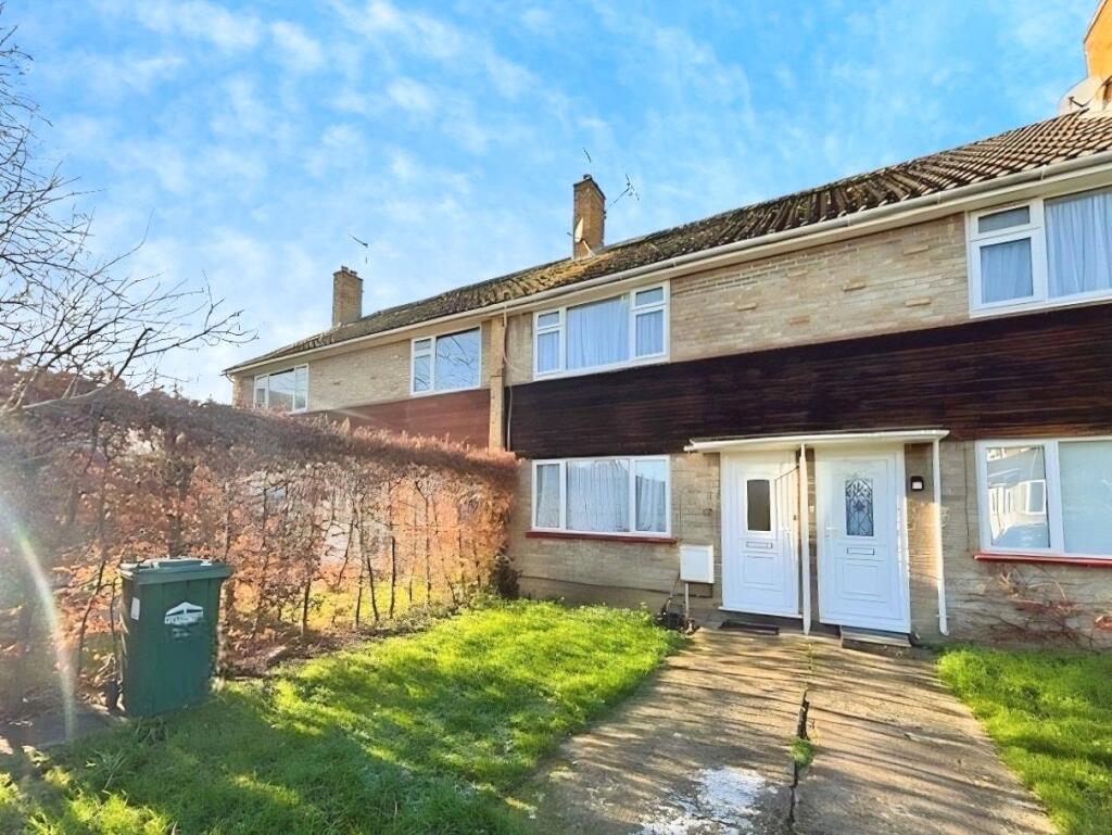 Main image of property: Heath Grove, Sunbury-on-Thames, Surrey, TW16