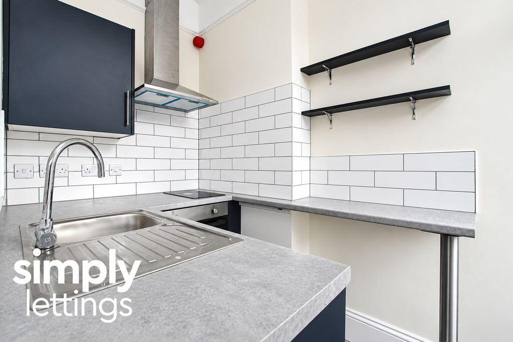 Apartment in Brighton - More