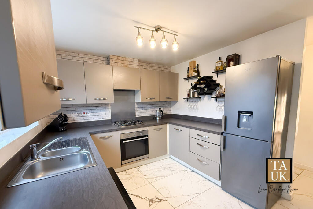 Wenlock Way, Manchester, M12 photo 4