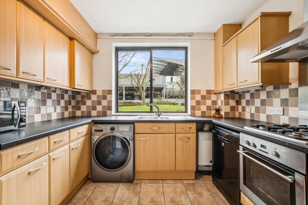 Apartment in London - View 3