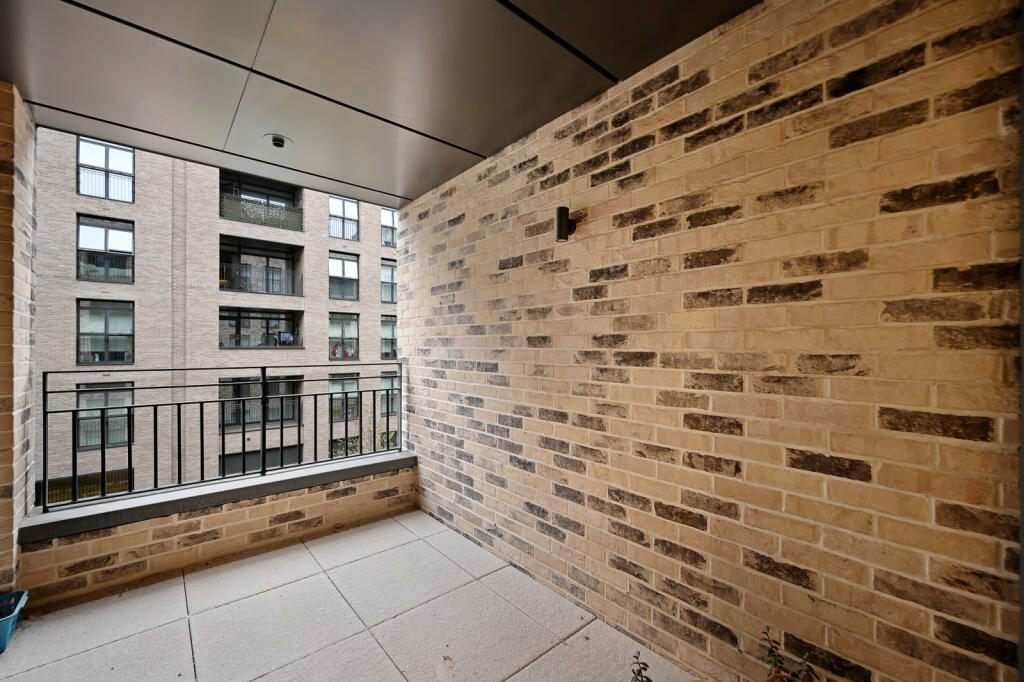 Apartment in London - View 5