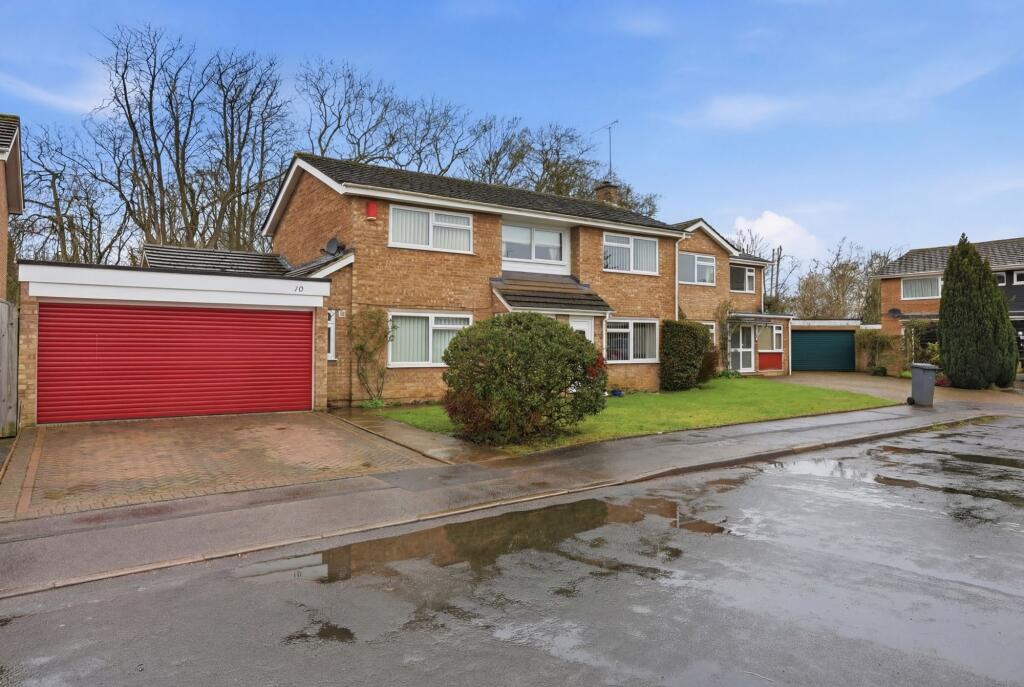 Main image of property: Hawthorn Place, Woodbridge, IP12