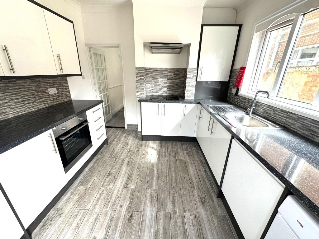 House in Portsmouth - View 2