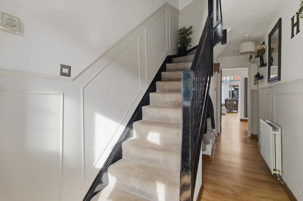 House in Worcester, Lyppard Grange, Warndon - View 5