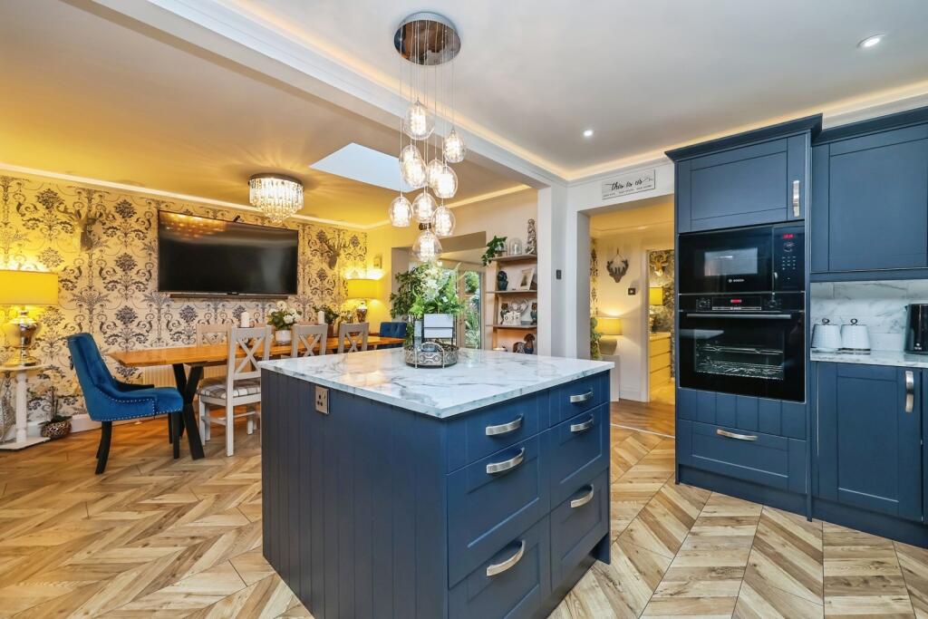 Main image of property: Chatsworth Drive, Mansfield, Nottinghamshire, NG18