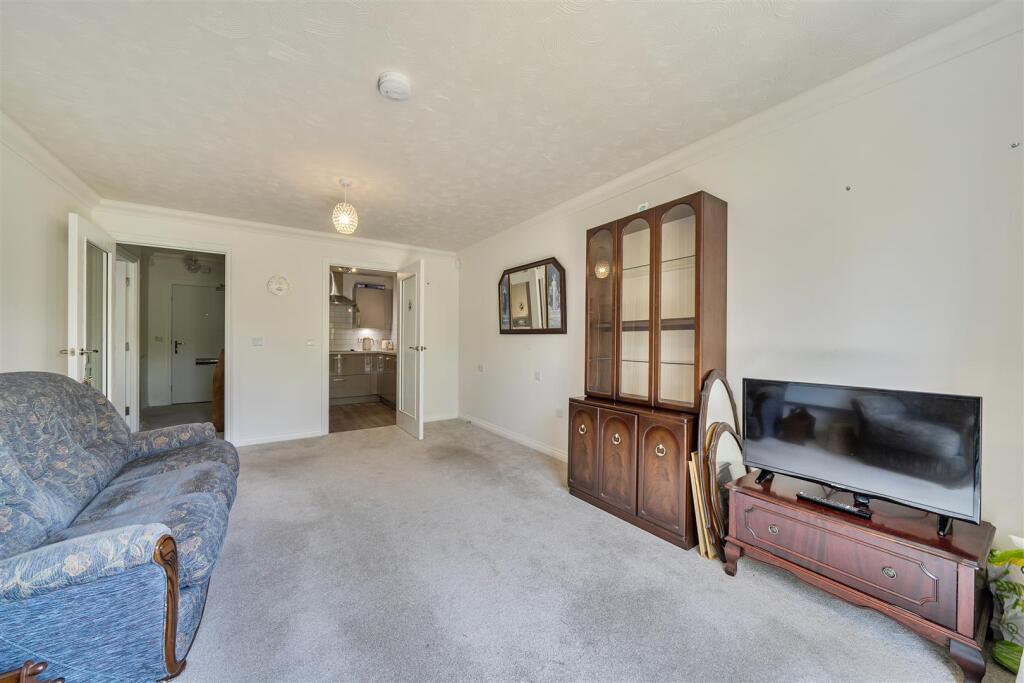 Burlington Lodge, Swanley, Kent photo 4
