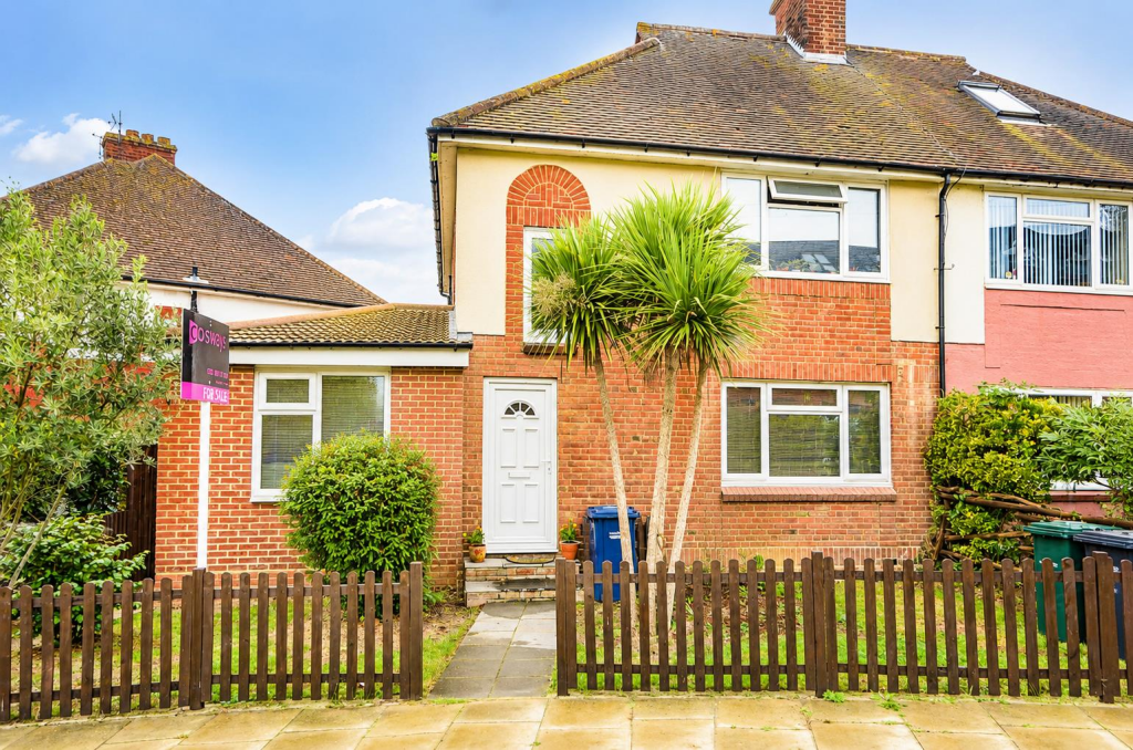 Main image of property: Milespit Hill, Mill Hill, NW7