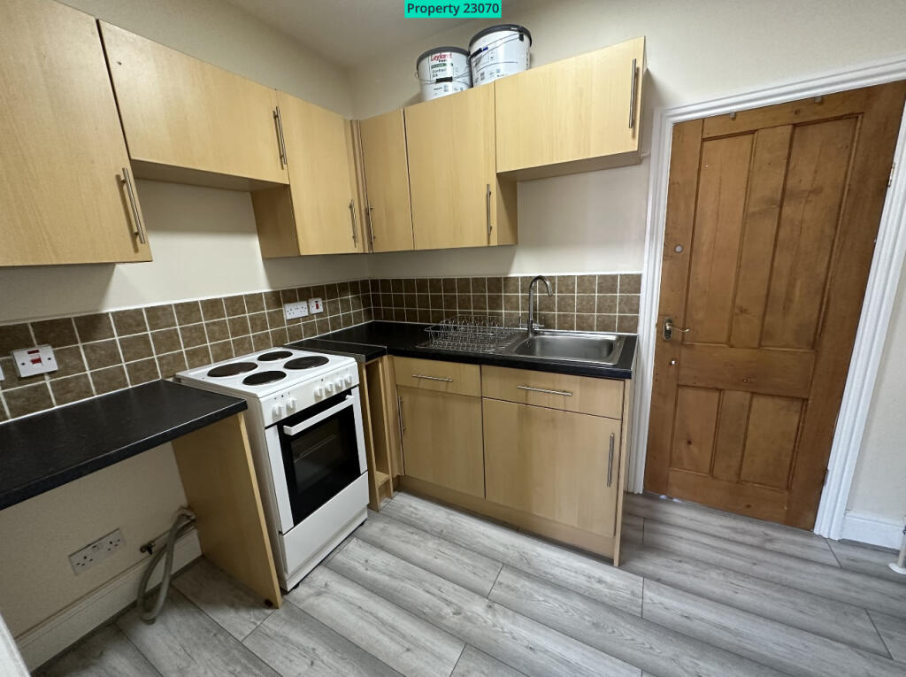 Apartment in York - View 2
