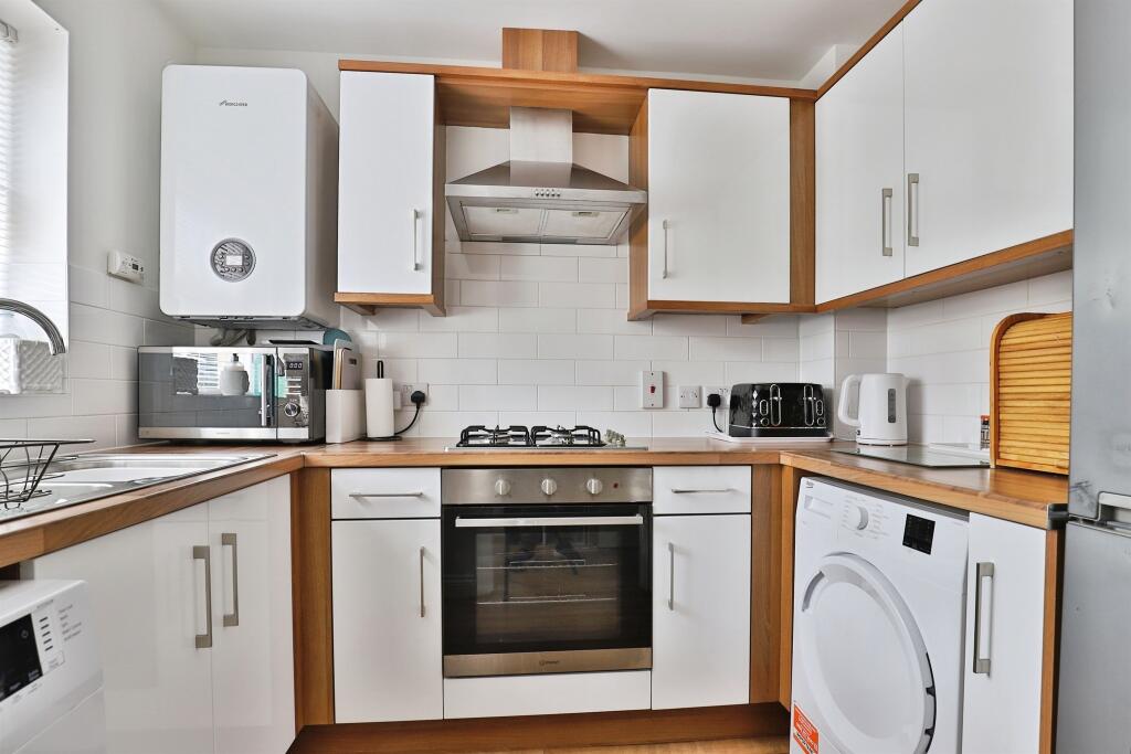 Additional image 4 of Boscombe Grove Road, Bournemouth