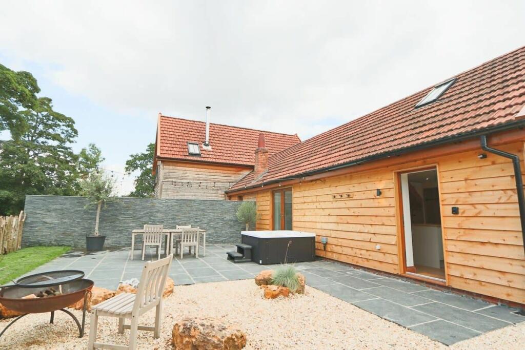 1 bedroom cottage for rent