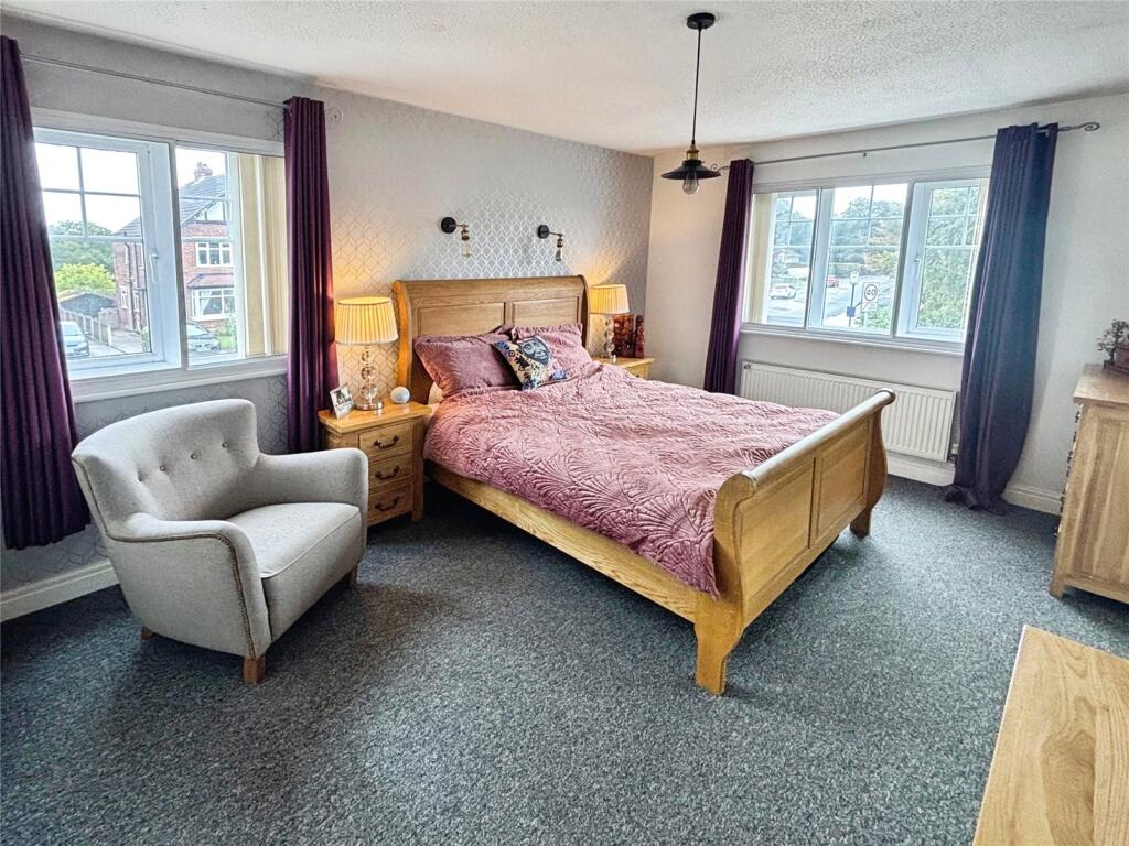 House in Doncaster, Hatfield - View 4