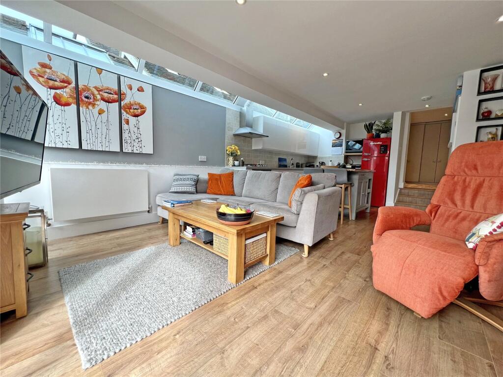 House in New Forest, Milford-on-Sea - View 4