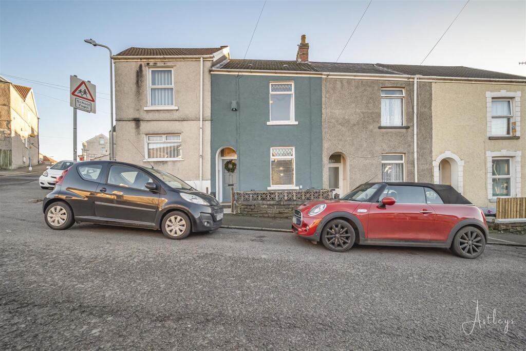 2-bed terraced on Park Place, Brynmill, Swansea, £215,000