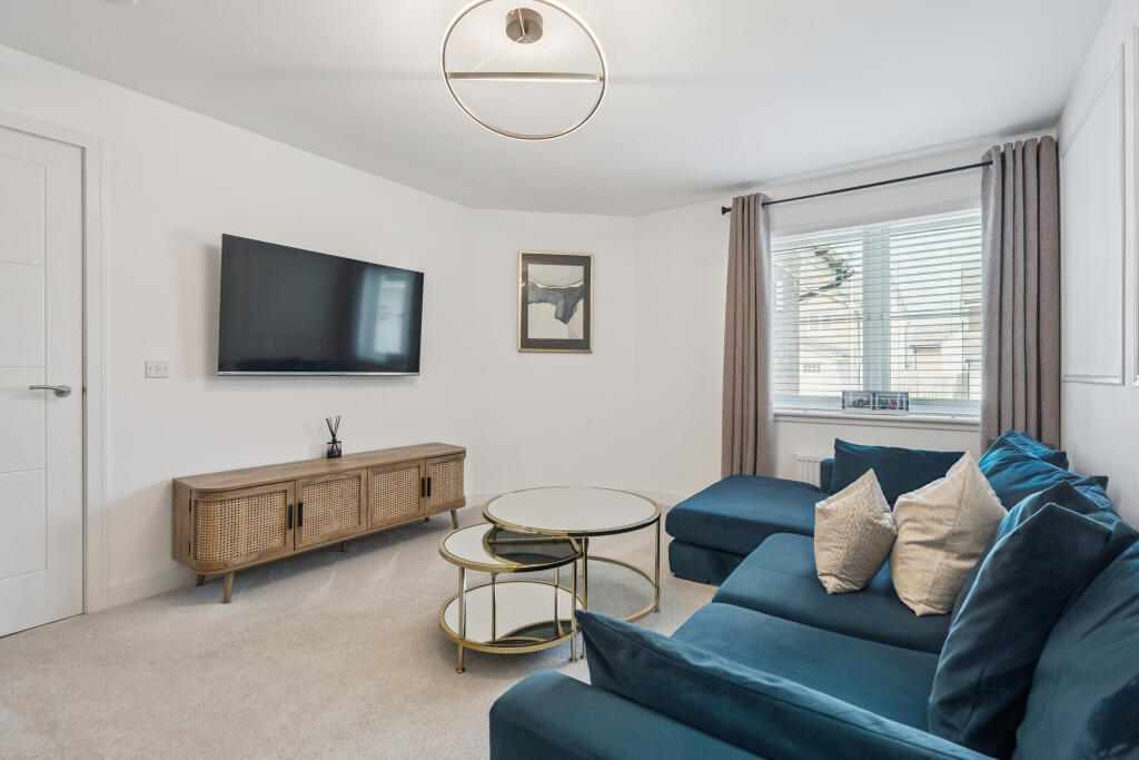 Limekilns Crescent, Stirling, FK7 photo 4
