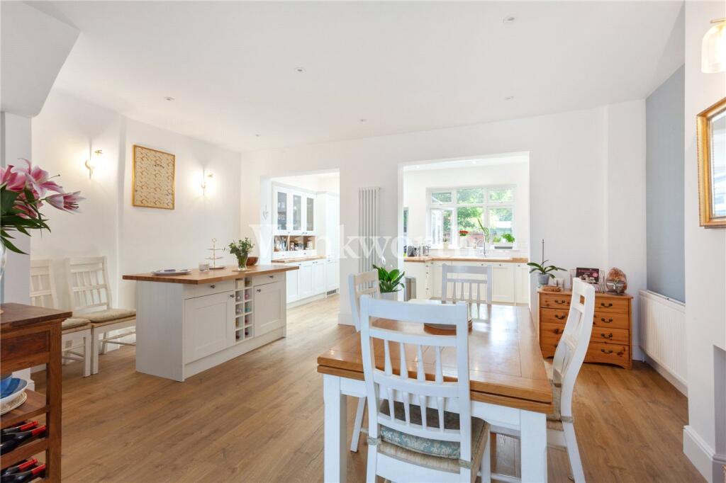 3-bed terraced on Russell Avenue, London, N22, £775,000