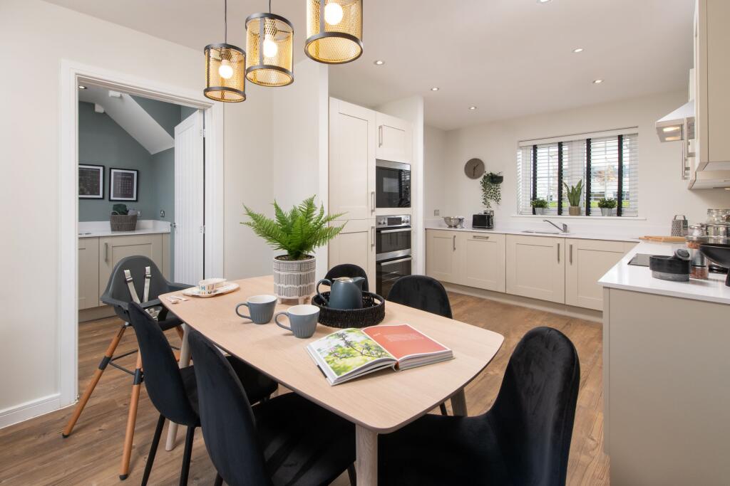 House in Ashfield, Sutton in Ashfield, Stanton Hill - View 3