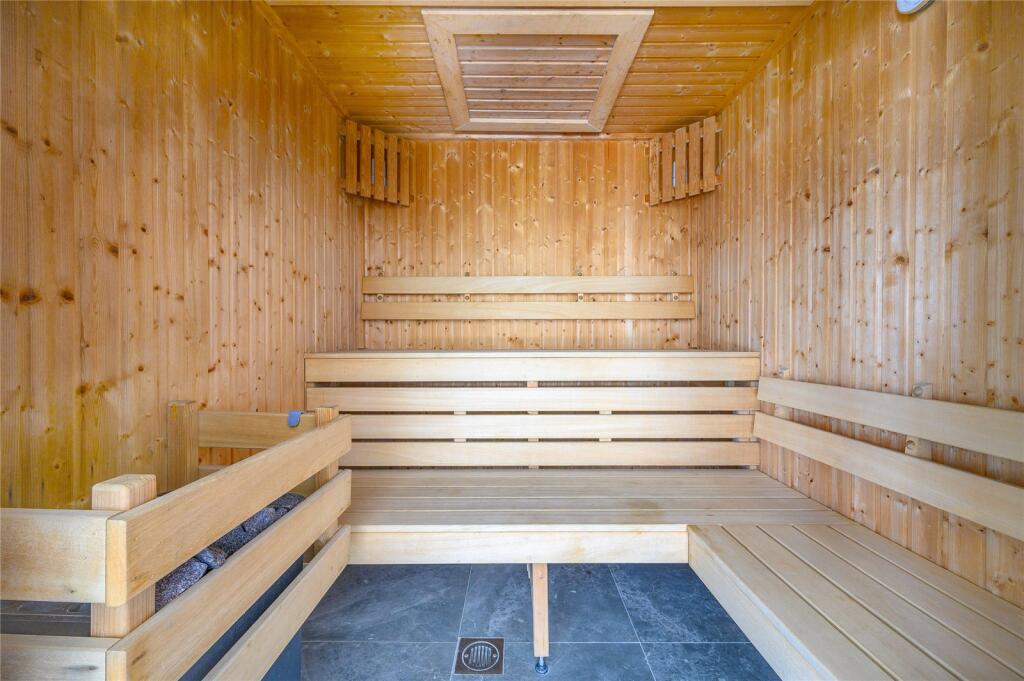 Additional image 24 of Broadway House, Wakefield Road, Drighlington, Bradford, West Yorkshire